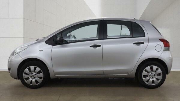 Toyota Yaris T2 Silver #5