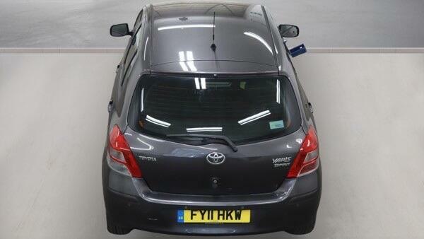Toyota Yaris T Spirit Grey #6