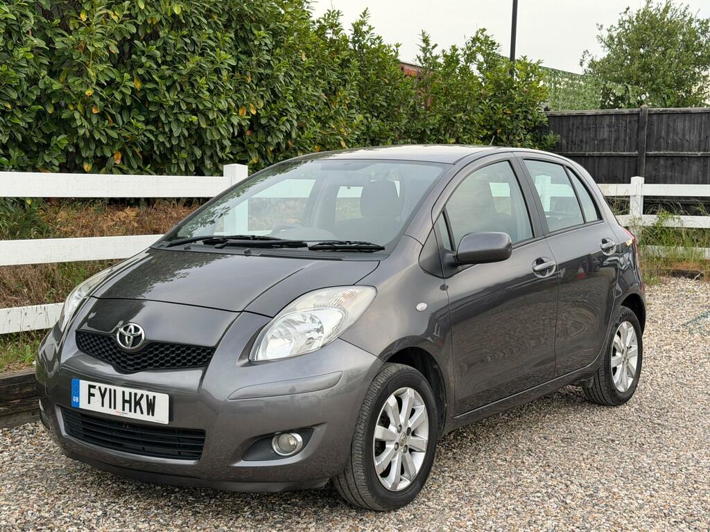 Toyota Yaris 1.0 Vvt-i T Spirit Euro 5 Grey #6