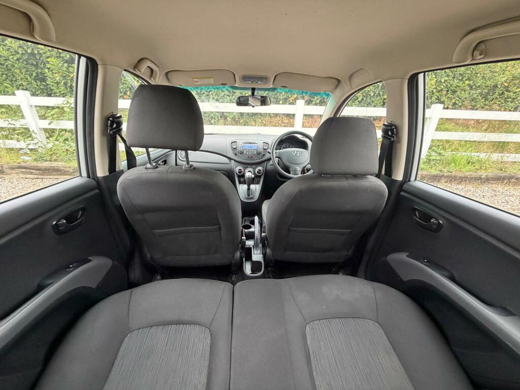 Hyundai I10 Active 20 A Year Red #17