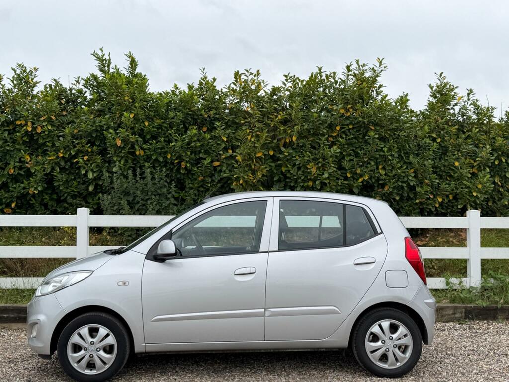 Hyundai I10 Active 20 A Year Red #9