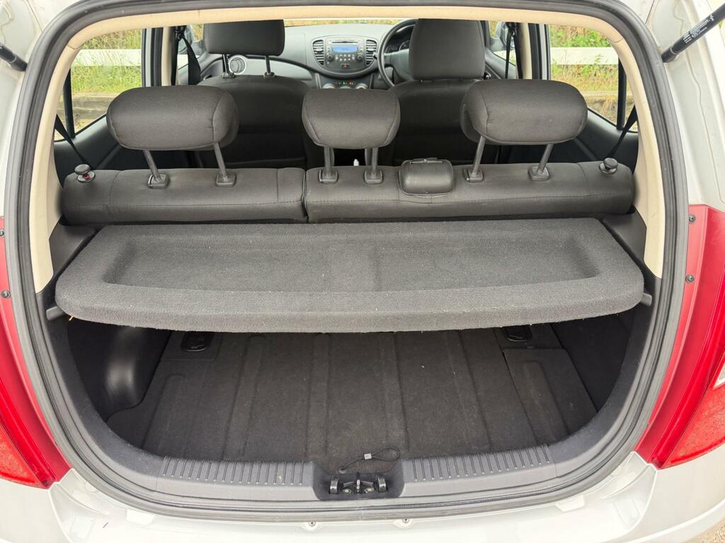 Hyundai I10 Active 20 A Year Red #18