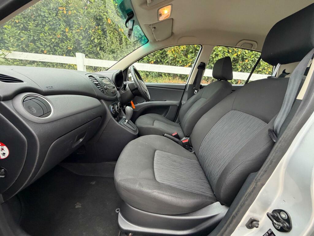 Hyundai I10 Active 20 A Year Red #19