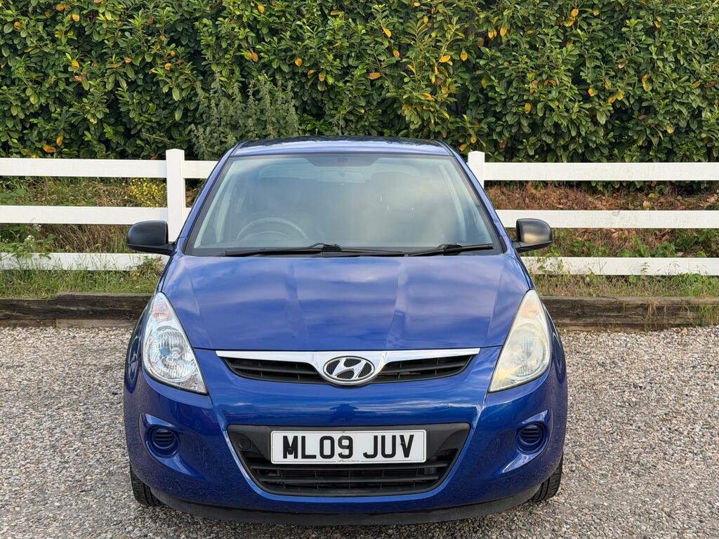 Hyundai I20 Classic Blue #4
