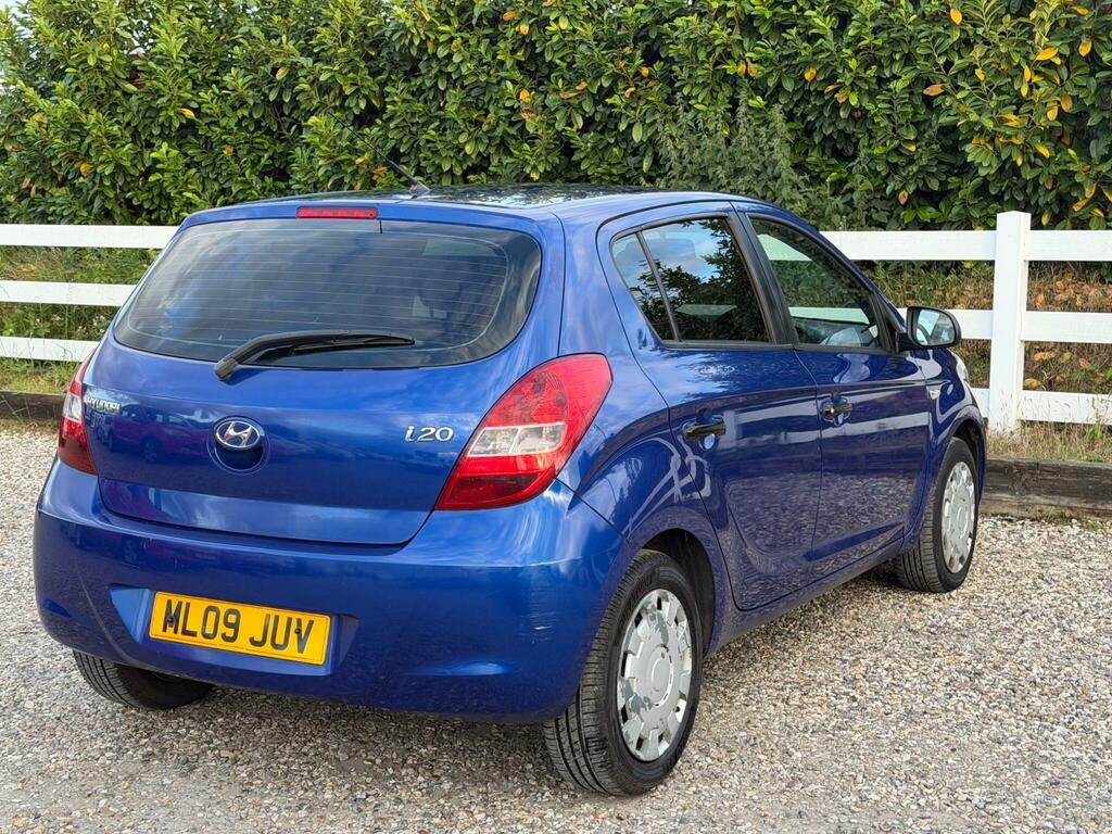Hyundai I20 Classic Blue #13
