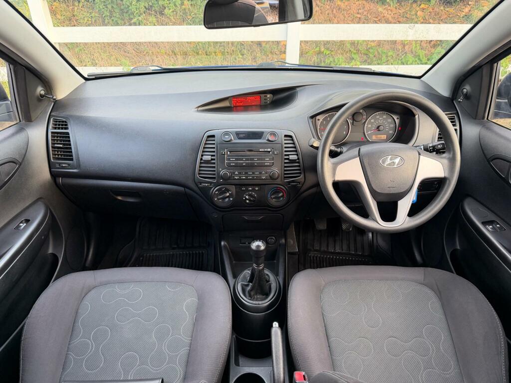 Hyundai I20 Classic Blue #2