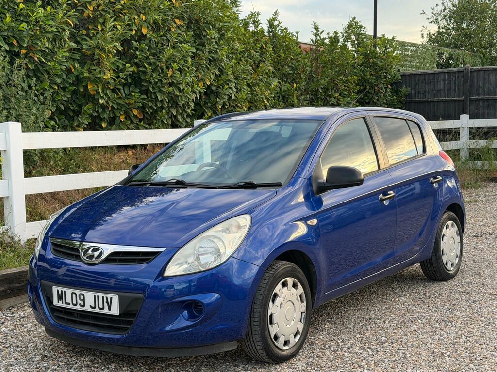 Hyundai I20 Classic Blue #5