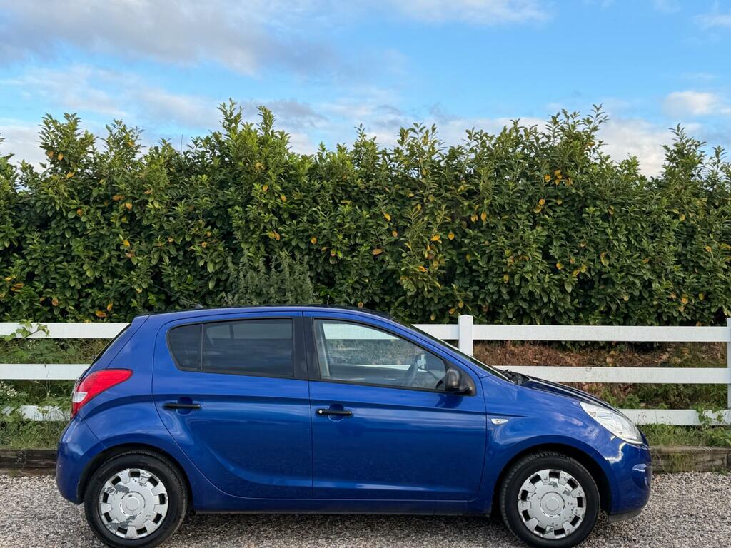 Hyundai I20 Classic Blue #12