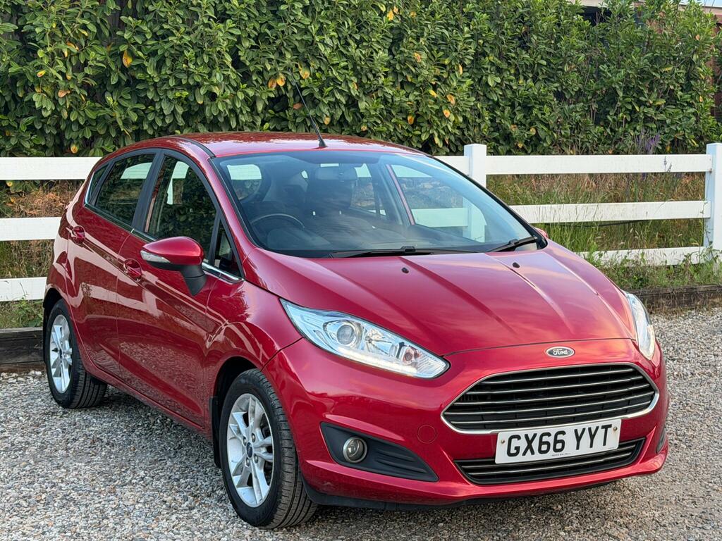 Ford Fiesta Zetec Red #2