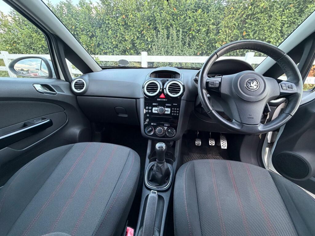 Vauxhall Corsa Limited Edition White #2