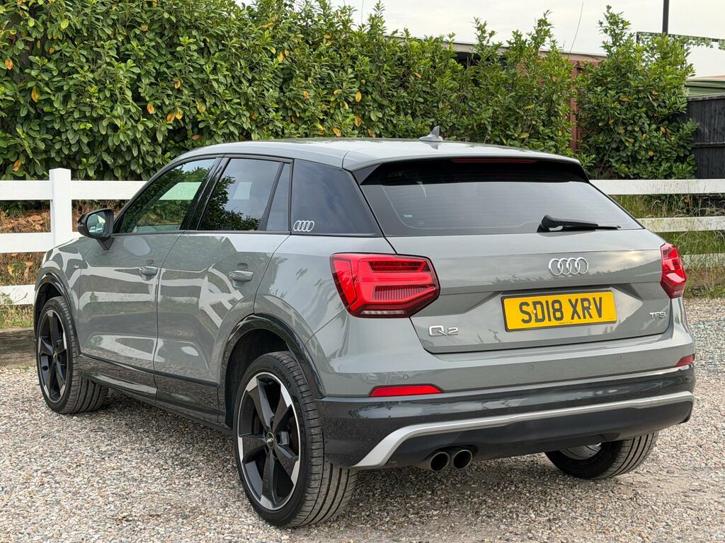 Audi Q2 Edition 1 Grey #3