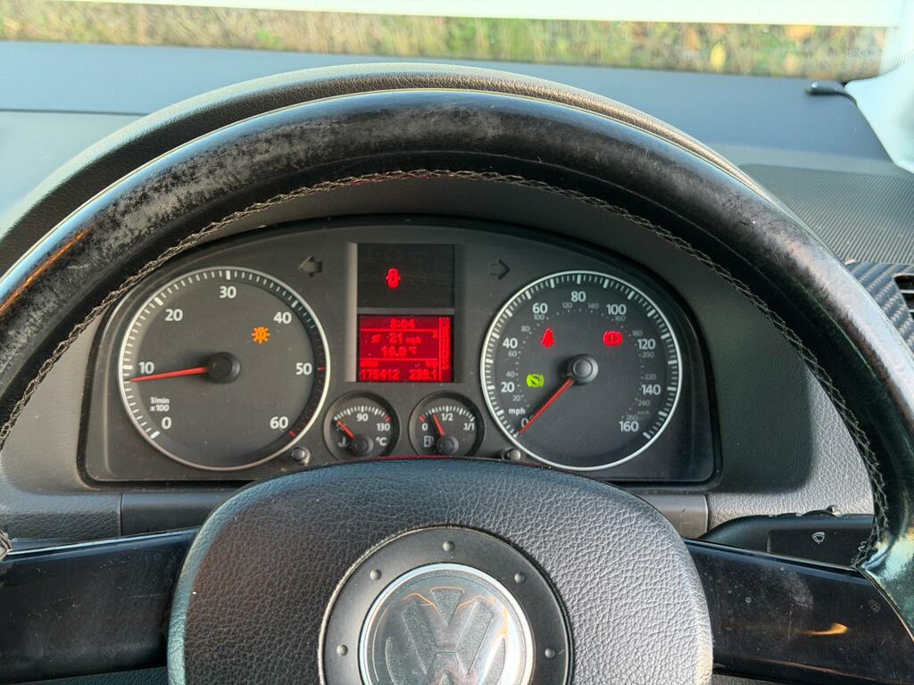 Volkswagen Touran Mpv 1.6 Blue #23