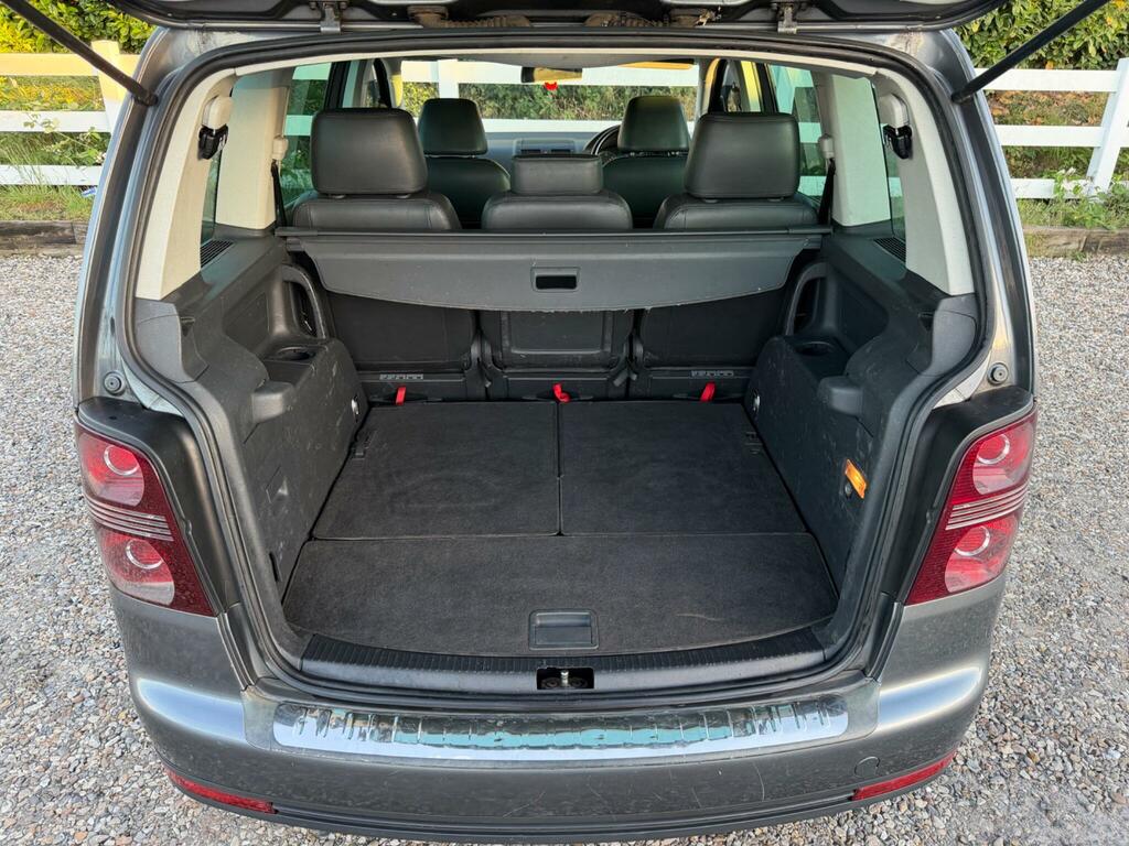 Volkswagen Touran Mpv 1.6 Blue #26