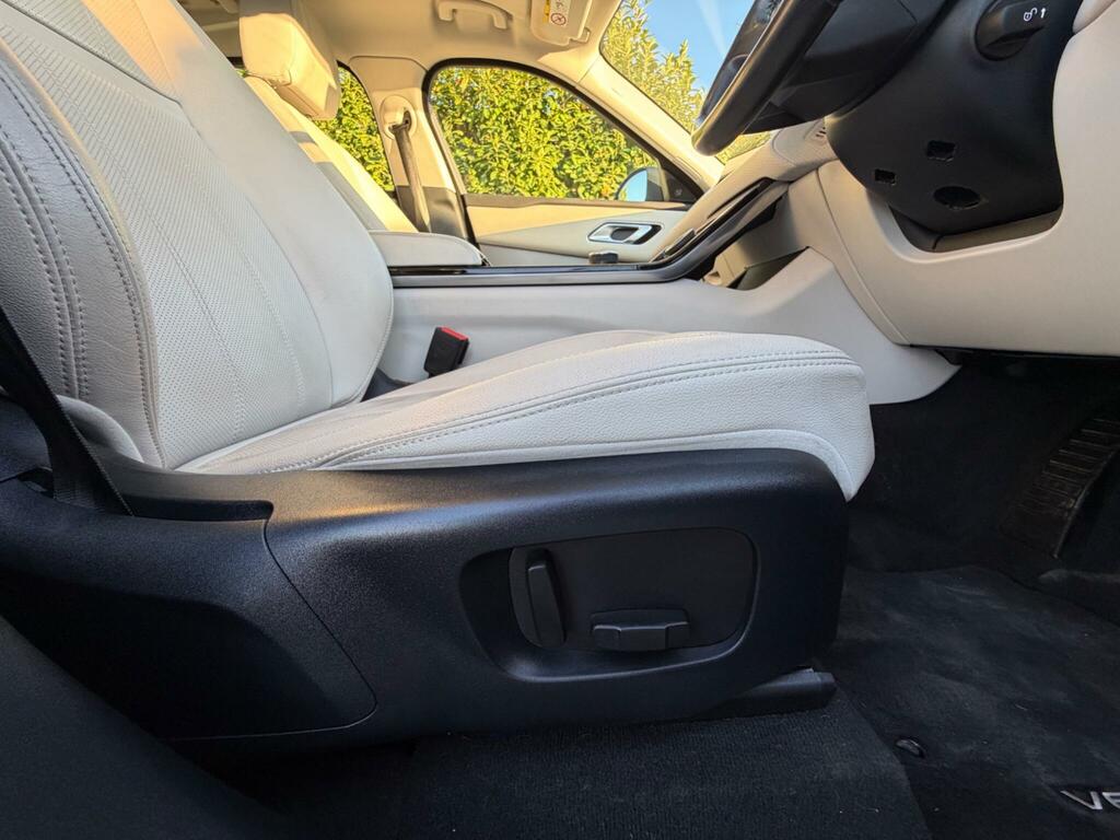 Land Rover Range Rover Velar 2.0 D240 R-dynamic S Silver #36