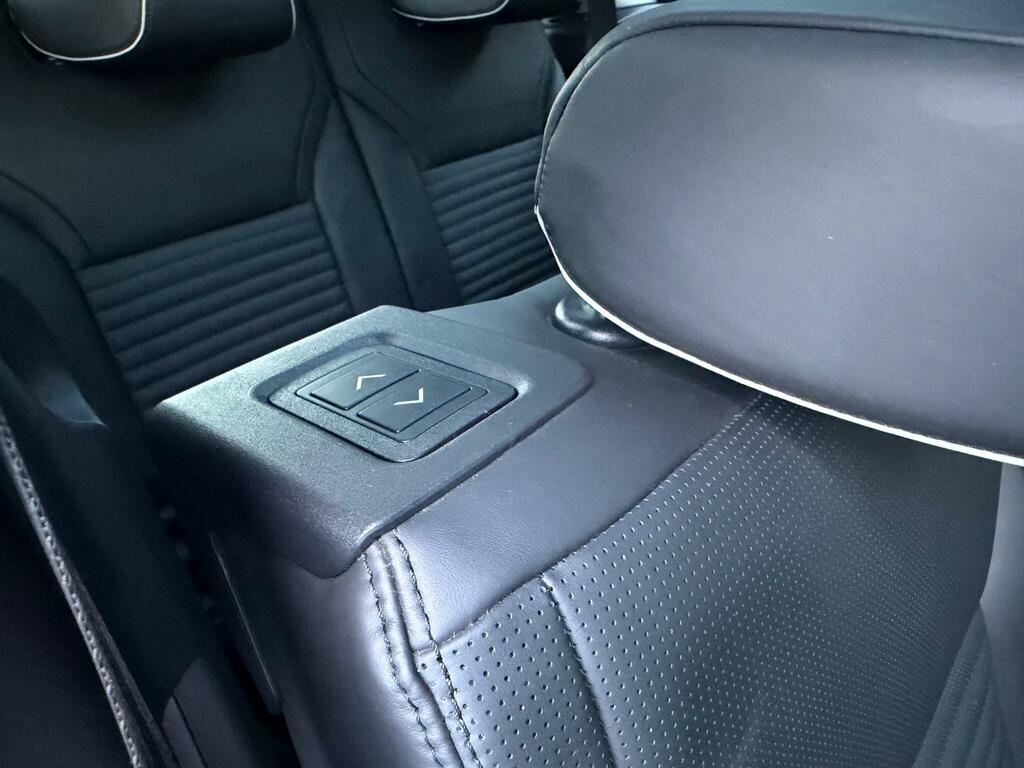 Land Rover Discovery 3.0 Td6 Hse 255 Bhp White #30