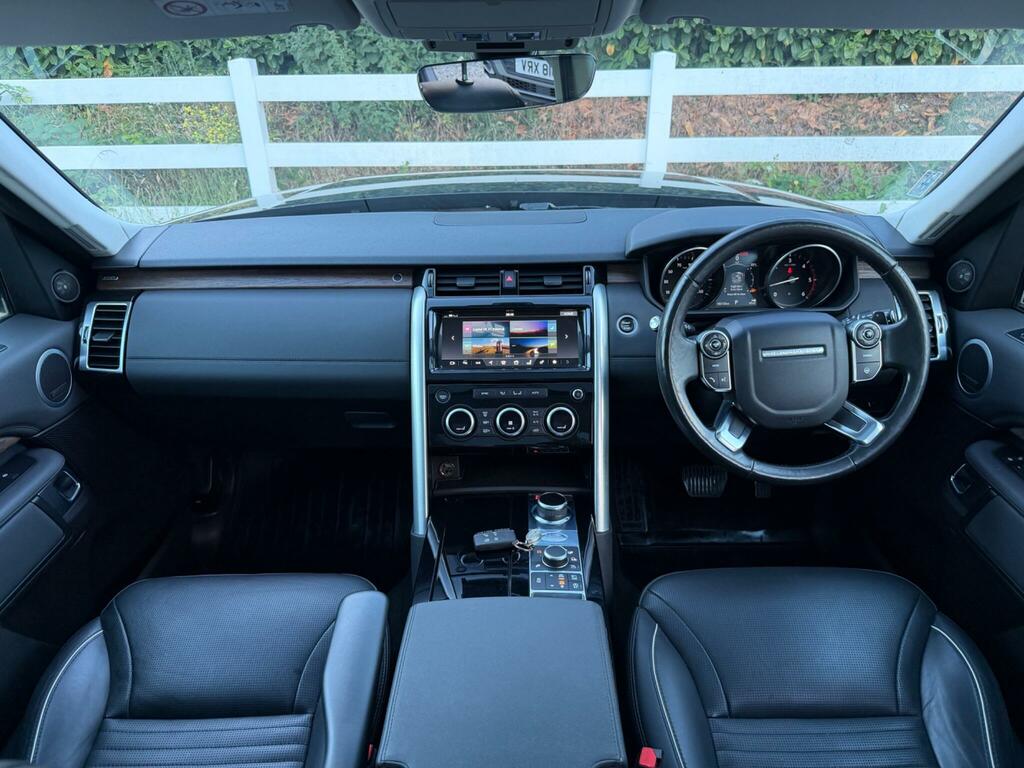 Land Rover Discovery Hse Black #2