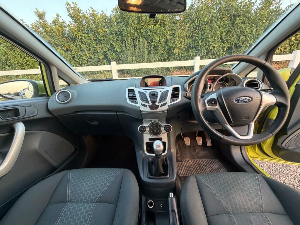 Ford Fiesta Zetec Green #2