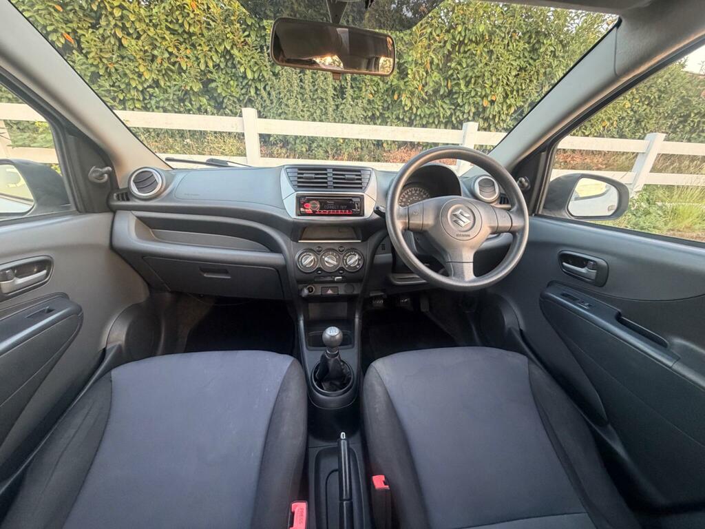 Suzuki Alto Sz White #2