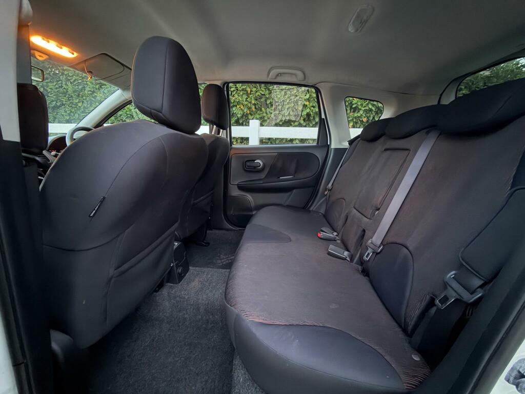 Nissan Note 1.6 N-tec. Family C Beige #16