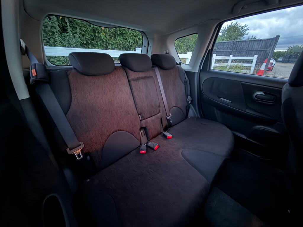 Nissan Note 1.6 N-tec. Family C Beige #17