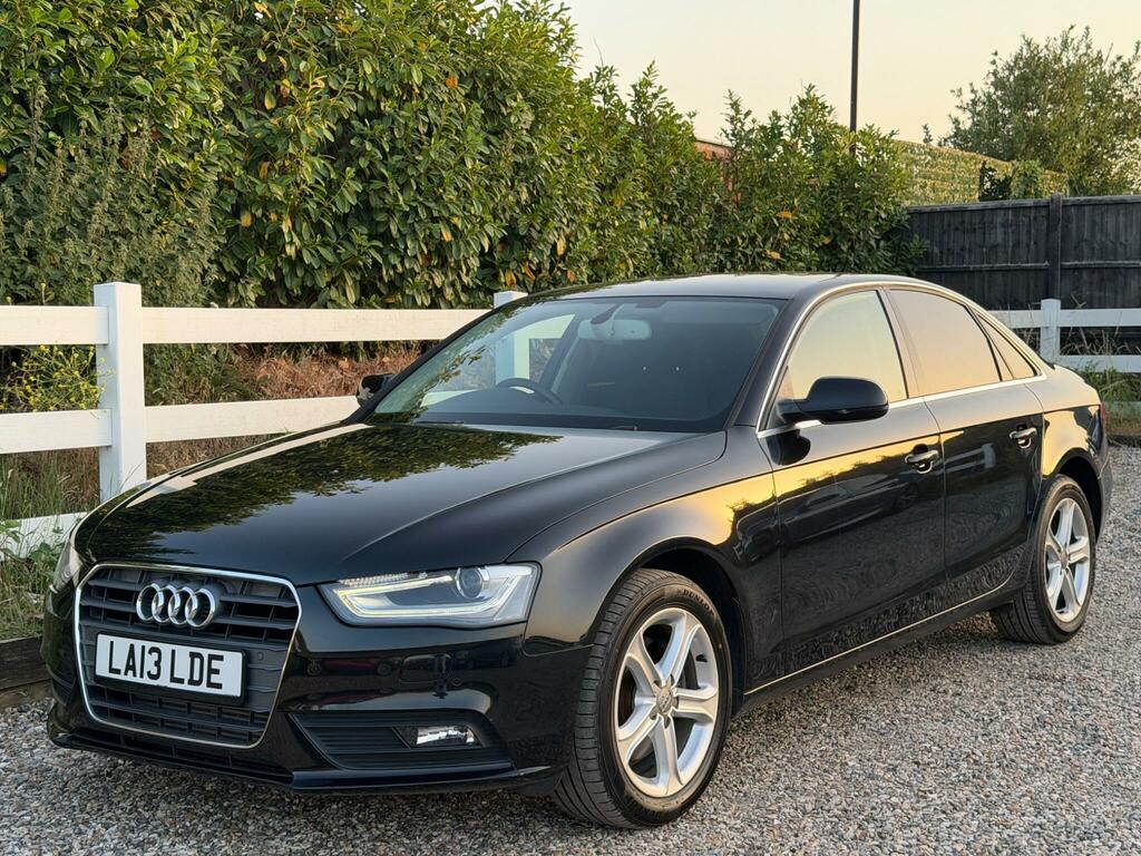 Audi A4 Se Black #6