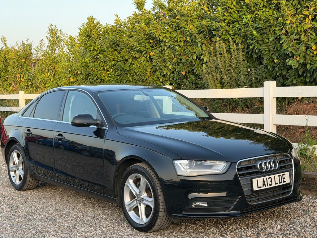 Audi A4 Se Black #4