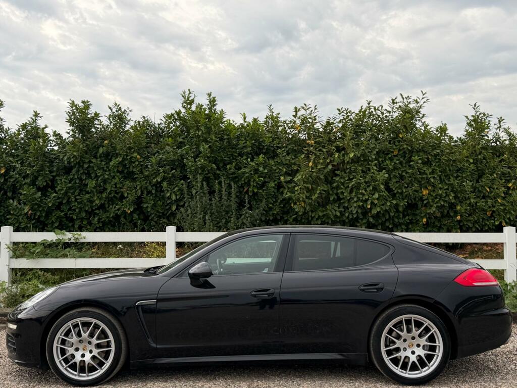 Porsche Panamera Porsche Panamera 4.8 V8 4S Hatchback Pd Black #10