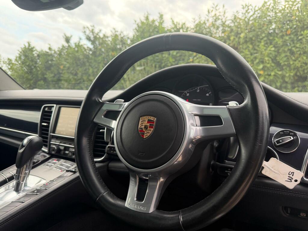 Porsche Panamera Porsche Panamera 4.8 V8 4S Hatchback Pd Black #42