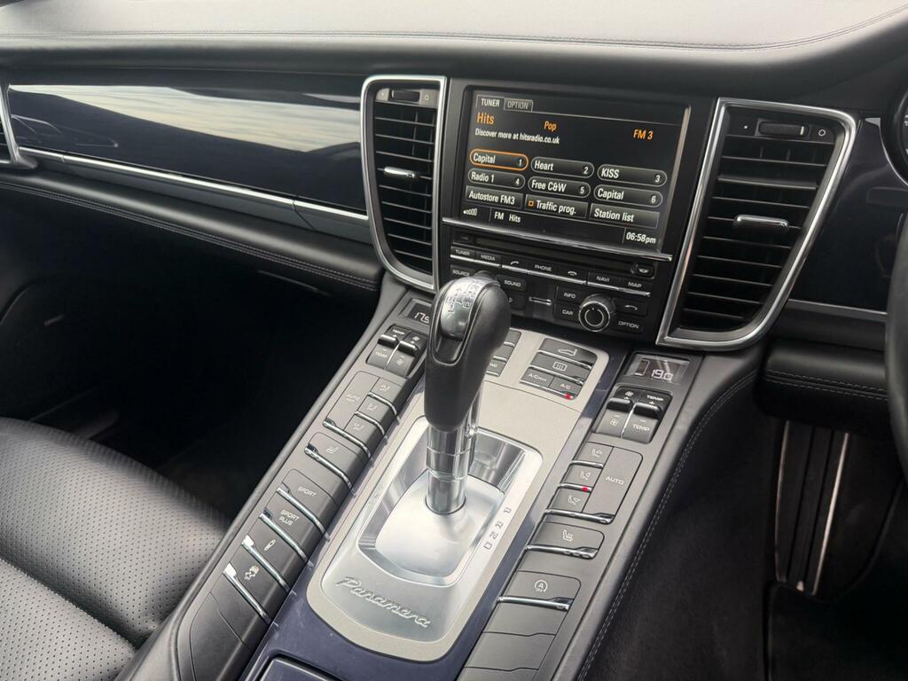 Porsche Panamera Porsche Panamera 4.8 V8 4S Hatchback Pd Black #18