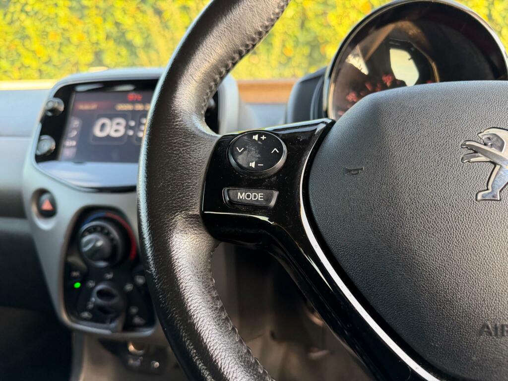 Peugeot 108 1.0 Allure Ss Red #30