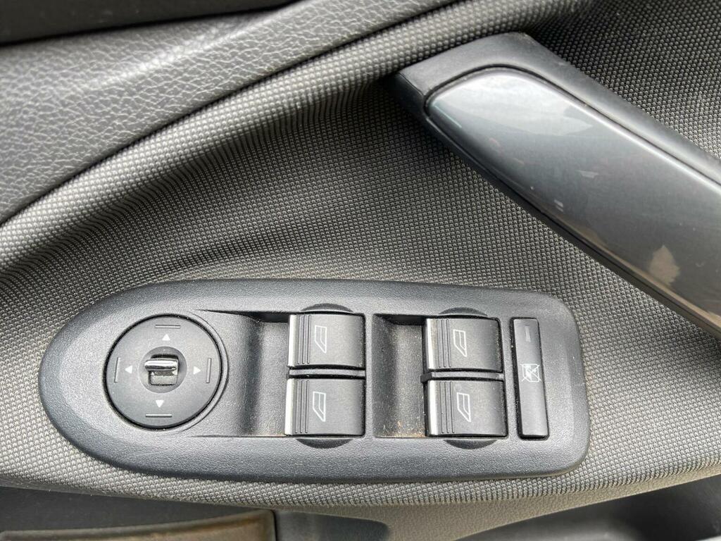 Ford Kuga Zetec Tdci Silver #12