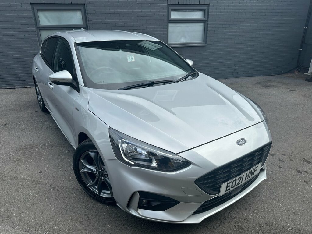 Ford Focus 1L St-line Edition Silver