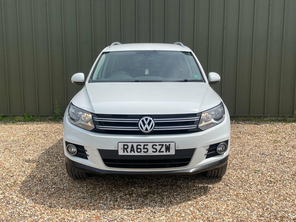 Volkswagen Tiguan 2.0 Tdi Bluemotion Tech Match Edition Dsg 4Wd Euro White #2