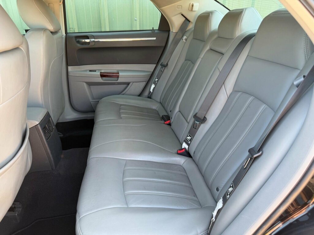 Chrysler 300C 3.0 Crd V6 Saloon Grey #11