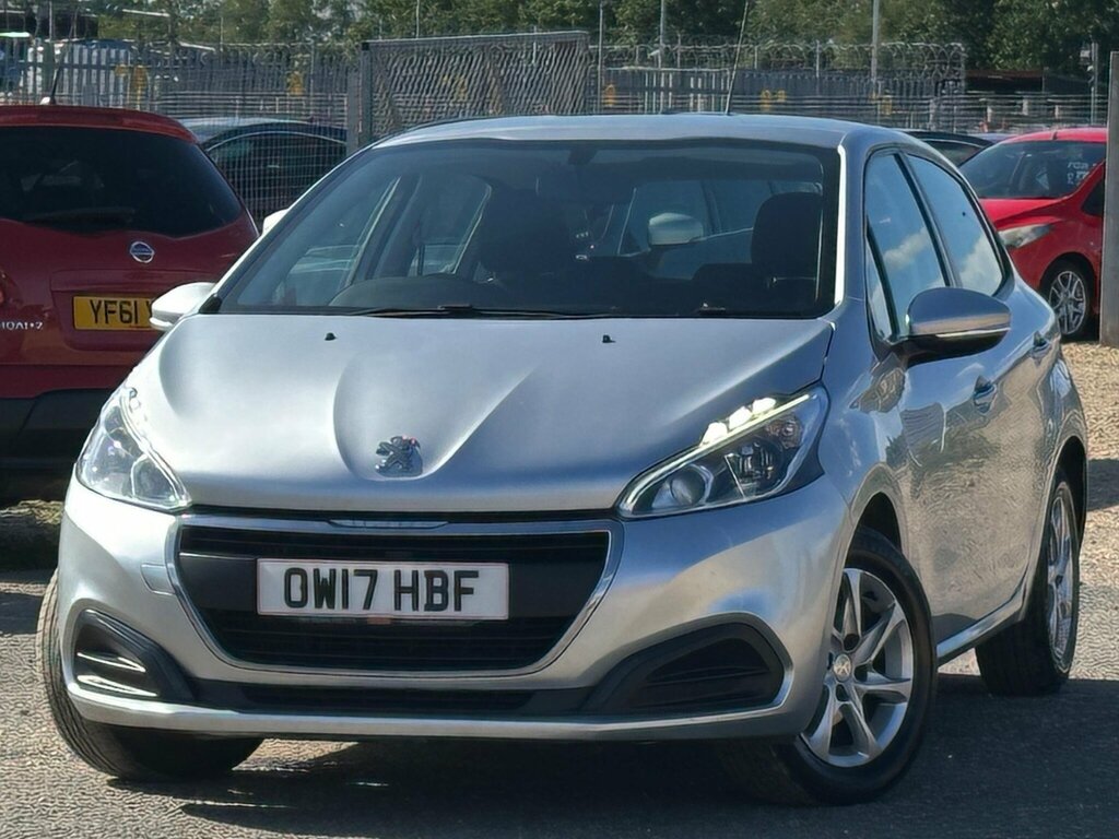 Peugeot 208 1.6 Bluehdi Active Hatchback Eur OW17HBF Silver #2