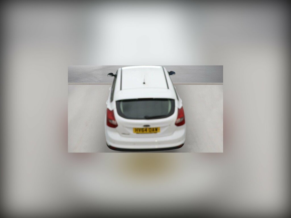 Ford Focus Titanium Navigator Blue #2