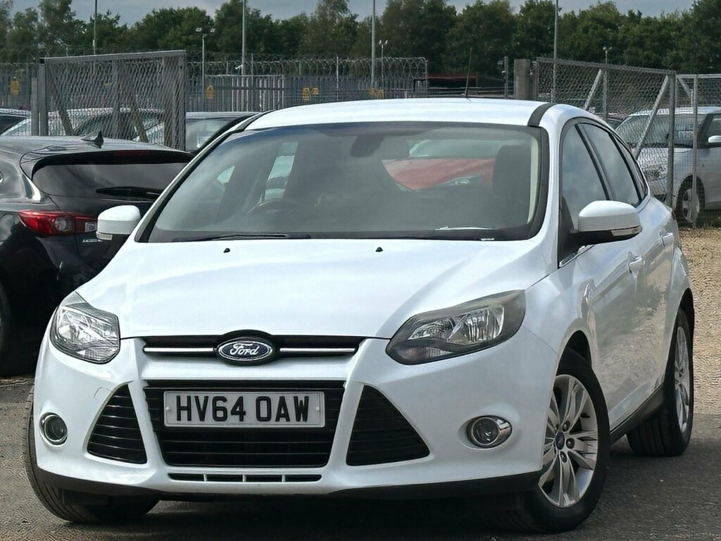Ford Focus 1.6 Tdci Titanium Navigator Hatchback M HV64OAW White #4