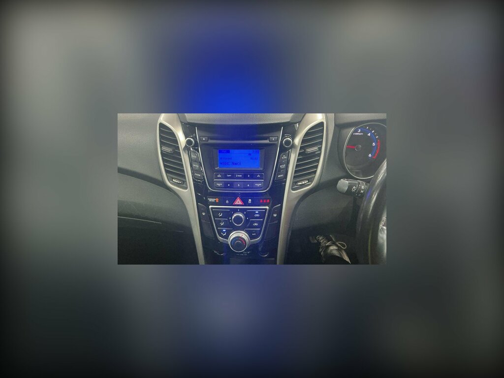 Hyundai I30 1.6 Crdi Blue Drive Se Hatchback Grey #6
