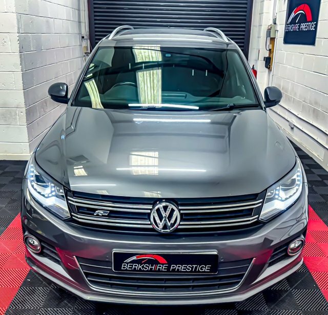 Volkswagen Tiguan 2.0 Tdi Bluemotion Tech R-line Edition Suv Die KM65DDN Grey #3