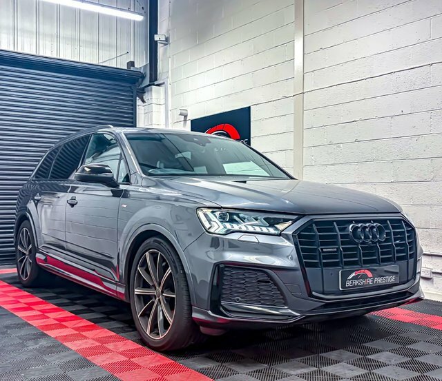 Audi Q7 3.0 Tdi V6 50 Black Edition Suv Tiptron Black #4