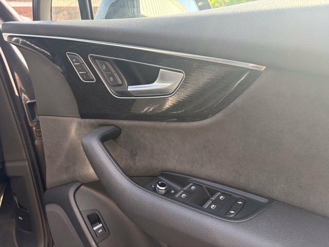 Audi Q7 Sq7 Tfsi Quattro Black Edition Tiptronic Black #25