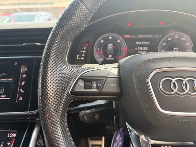 Audi Q7 Sq7 Tfsi Quattro Black Edition Tiptronic Black #27