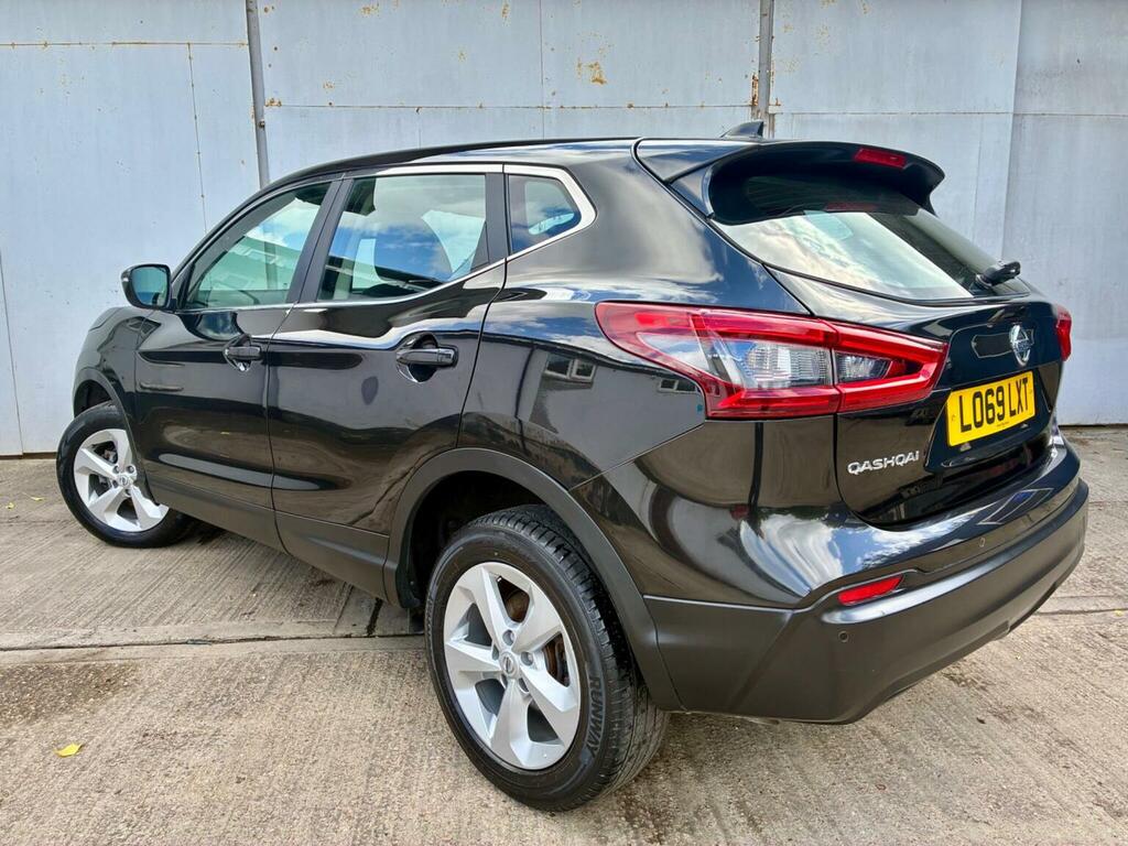 Nissan Qashqai Suv 1.3 Dig-t Acenta Premium Euro 6 Ss 201 LO69LXT Black #4