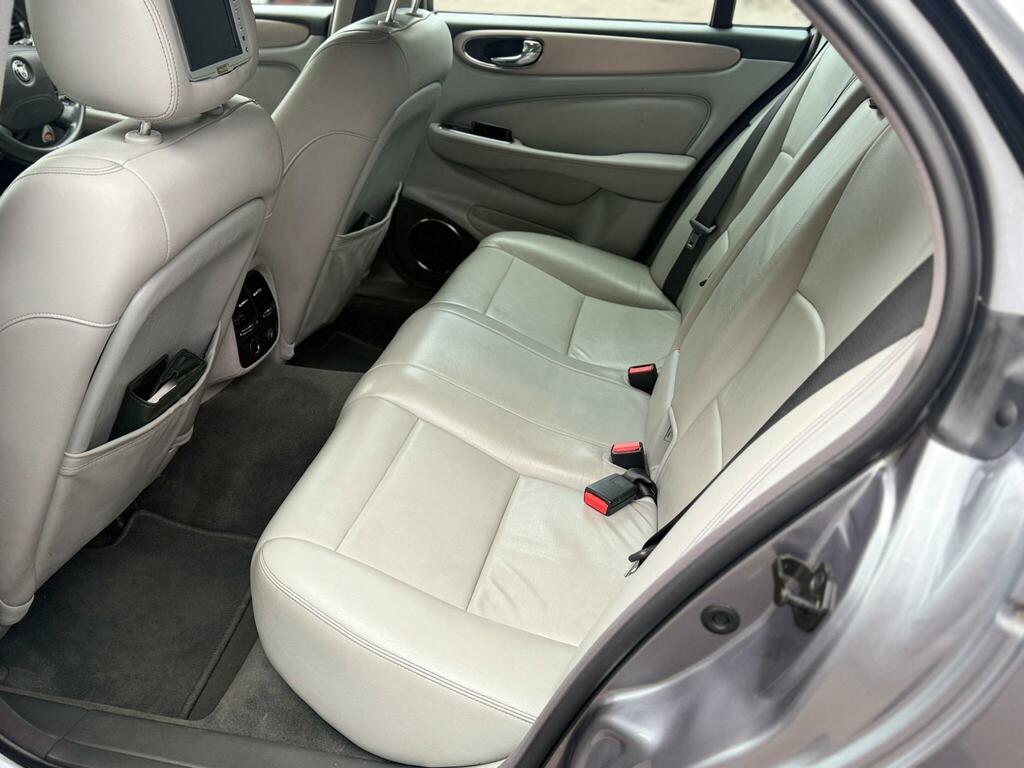 Jaguar XJ 2.7 Td Sovereign 200757 #26