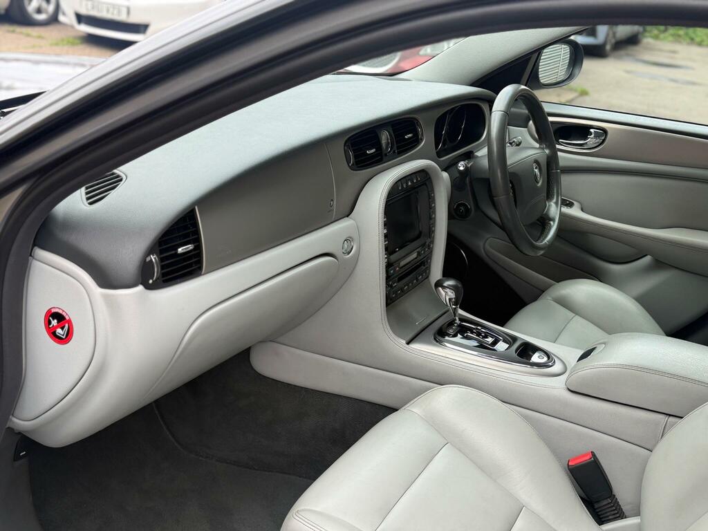 Jaguar XJ 2.7 Td Sovereign 200757 #27