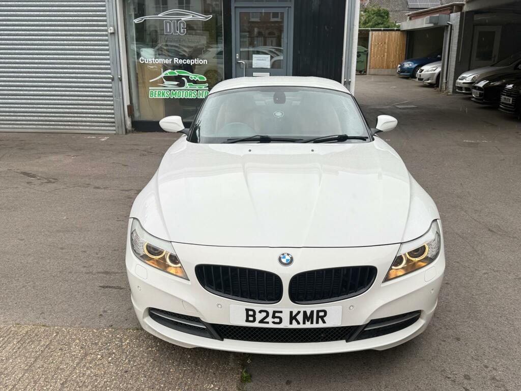 BMW Z4 2.5 23I Highline Edition Convertible Ma White #2