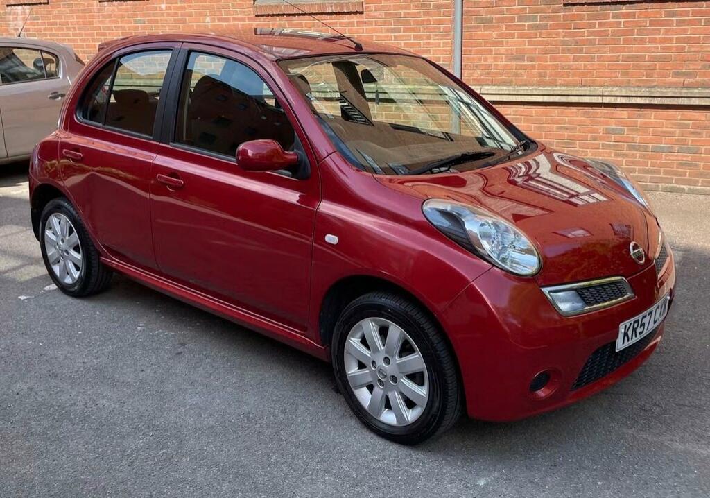 Nissan Micra 1.2 16V Acenta Red