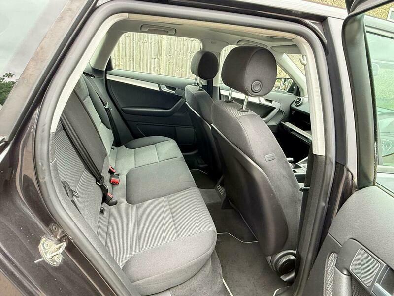 Audi A3 Hatchback Grey #19