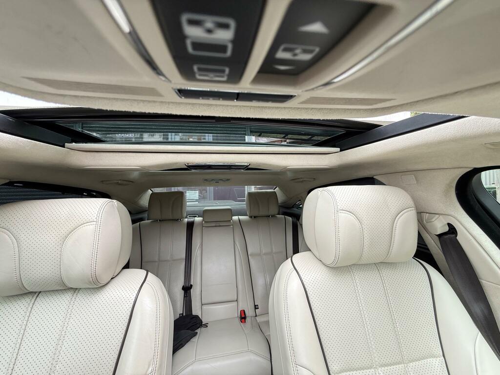 Jaguar XJ  Black #47