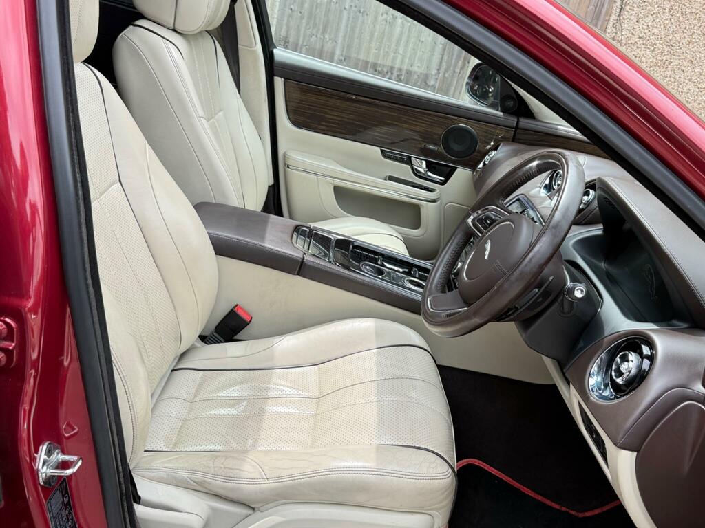 Jaguar XJ  Black #22